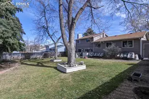 3250 Blue Mountain Way, Colorado Springs, CO 80906 - Photo 3