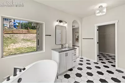 16445 Mountain Glory Drive, Monument, CO 80132 - Photo 5