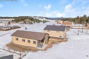 489 Due S Rd, Florissant, CO 80816 - Photo 31