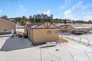 489 Due S Rd, Florissant, CO 80816 - Photo 33