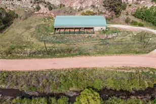 2401 Lakemoor Dr, Florissant, CO 80816 - Photo 11