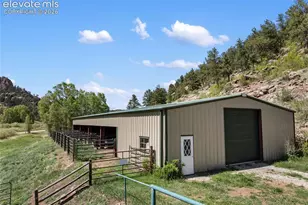 2401 Lakemoor Dr, Florissant, CO 80816 - Photo 7