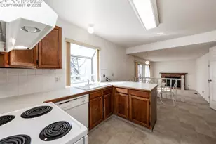 3425 Excelsior Dr, Colorado Springs, CO 80920 - Photo 9