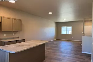 5217 Gannet Ln, Pueblo, CO 81008 - Photo 9