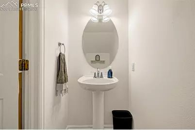 2053 Meadowbrook Parkway, Colorado Springs, CO 80951 - Photo 15