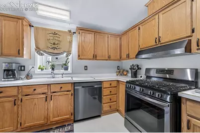 4024 Gray Fox Heights, Colorado Springs, CO 80922 - Photo 13