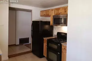 706 W Bowman Ave, Woodland Park, CO 80863 - Photo 7