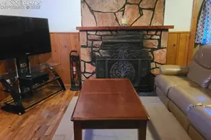 706 W Bowman Ave, Woodland Park, CO 80863 - Photo 9