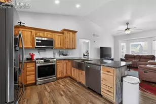 830 S Blakeland Dr, Pueblo, CO 81007 - Photo 13