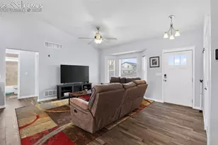 830 S Blakeland Dr, Pueblo, CO 81007 - Photo 9