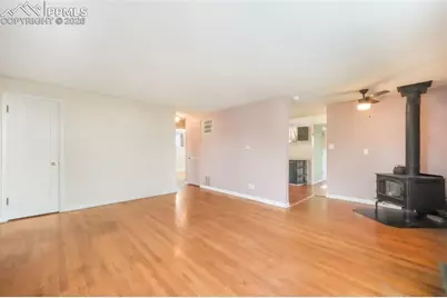 1915 E Jackson Street, Colorado Springs, CO 80909 - Photo 3