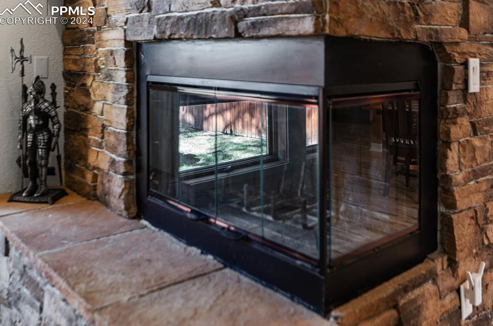 2720 Sunnywood Ave, Woodland Park CO 80863-9401 exterior