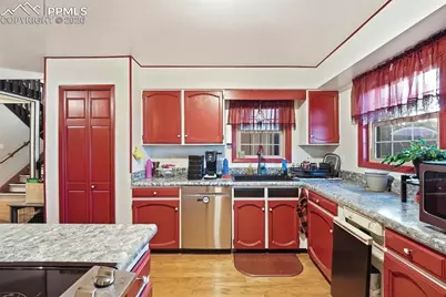 1892 Brookdale Drive, Colorado Springs, CO 80918 - Photo 7