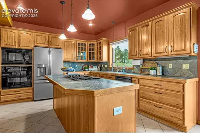2845 Brogans Bluff Drive, Colorado Springs, CO 80919 - Photo 15