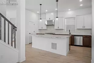 4684 Peak Crst Vw, Colorado Springs, CO 80918 - Photo 23
