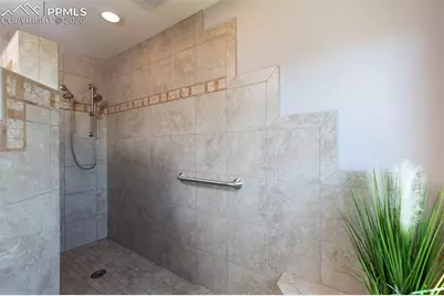 6155 Moorfield Avenue, Colorado Springs, CO 80919 - Photo 27