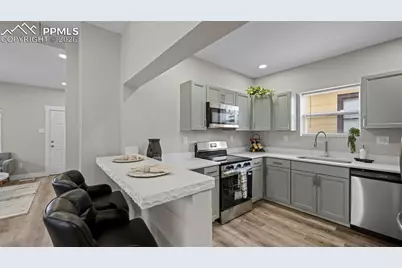 121 W Fountain Boulevard, Colorado Springs, CO 80903 - Photo 15