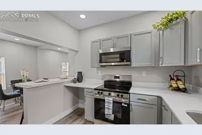 121 W Fountain Boulevard, Colorado Springs, CO 80903 - Photo 17