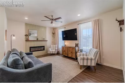5173 Roundhouse Drive, Colorado Springs, CO 80925 - Photo 7
