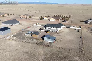 40 E Lyons Dr, Pueblo, CO 81007 - Photo 25