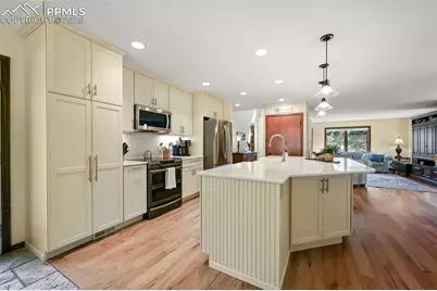 17104 E Goshawk Road, Colorado Springs, CO 80908 - Photo 7