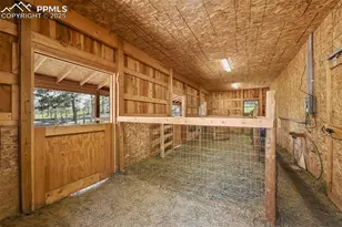 17104 E Goshawk Rd, Colorado Springs, CO 80908 - Photo 41