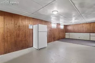 518 Yellowstone Rd, Colorado Springs, CO 80910 - Photo 21