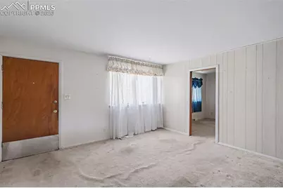 518 Yellowstone Road, Colorado Springs, CO 80910 - Photo 3