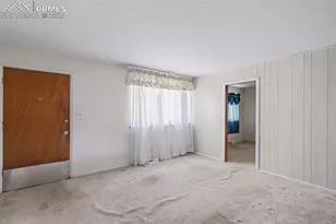 518 Yellowstone Rd, Colorado Springs, CO 80910 - Photo 3