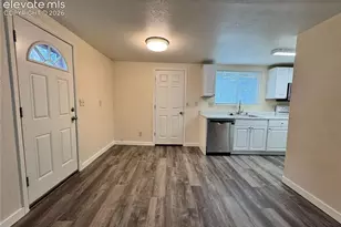 1205 Burnham St, Colorado Springs, CO 80906 - Photo 9