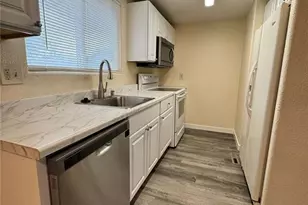 1205 Burnham St, Colorado Springs, CO 80906 - Photo 7