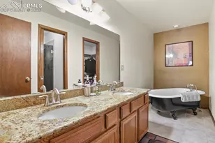 250 Bennington Dr, Colorado Springs, CO 80906 - Photo 15