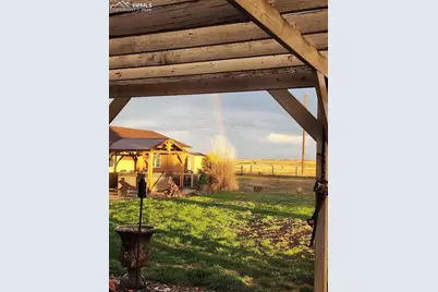 758 E Woodleaf Drive, Pueblo, CO 81007 - Photo 31