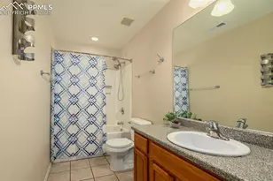 758 E Woodleaf Dr, Pueblo, CO 81007 - Photo 25