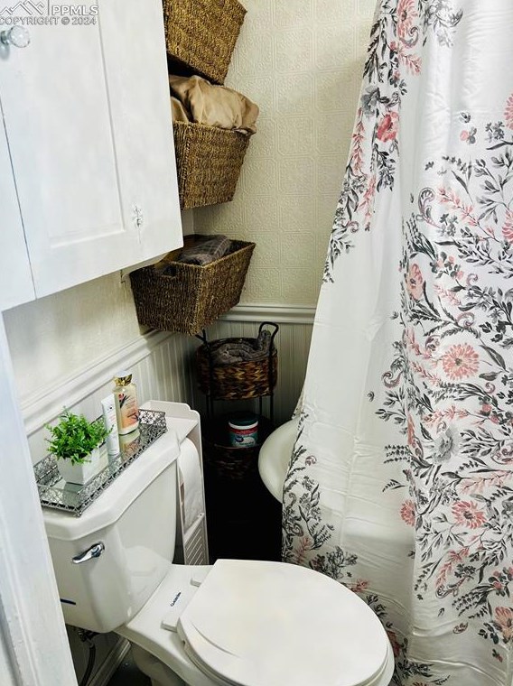 2932 Kiowa St, Colorado Springs CO 80904-2424 exterior