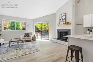 806 Pebblewood Dr, Colorado Springs, CO 80919 - Photo 3