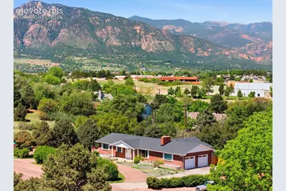 104 Chamberlin Avenue, Colorado Springs, CO 80906 - Photo 1