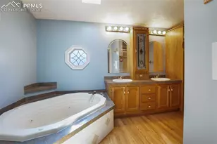 1011 W Bison Creek Trail, Divide, CO 80814 - Photo 19