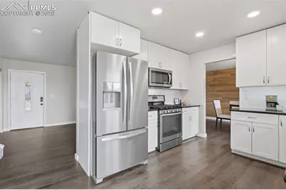 7620 Sunny View Lane, Colorado Springs, CO 80911 - Photo 11