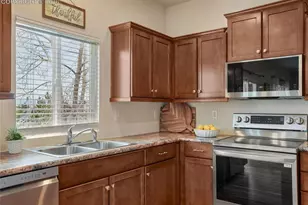 5978 Cumbre Vista Wy, Colorado Springs, CO 80924 - Photo 3