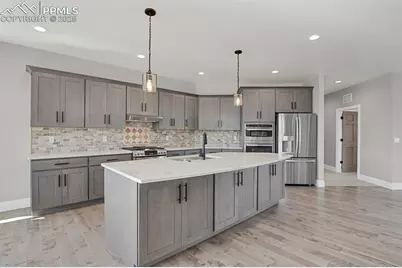 4136 Pinehurst Circle, Colorado Springs, CO 80908 - Photo 9