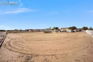 1036 S Los Charros Dr, Pueblo, CO 81007 - Photo 21