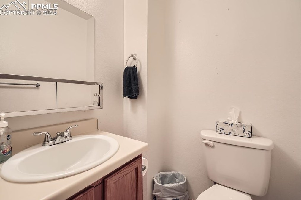 1267 Soaring Eagle Dr, Colorado Springs CO 80915-3183 exterior