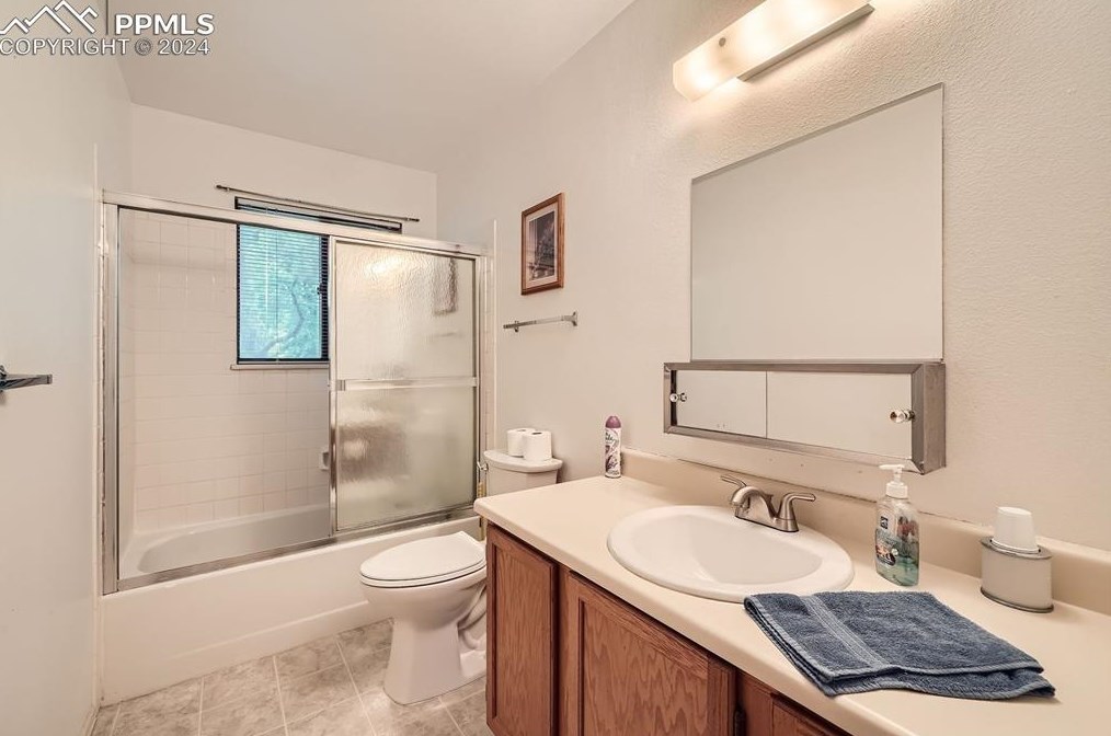 1267 Soaring Eagle Dr, Colorado Springs CO 80915-3183 exterior