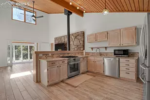 240 Sun Ridge Ct, Woodland Park, CO 80863 - Photo 7