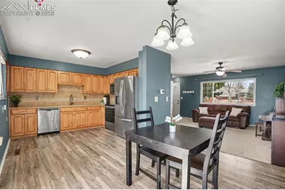 5465 Escondido Drive, Colorado Springs, CO 80918 - Photo 7