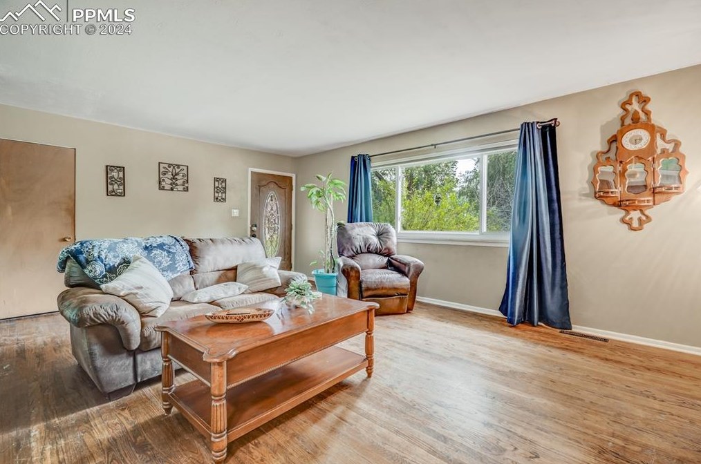 1530 Boulder St, Colorado Springs CO  80903-3123 exterior