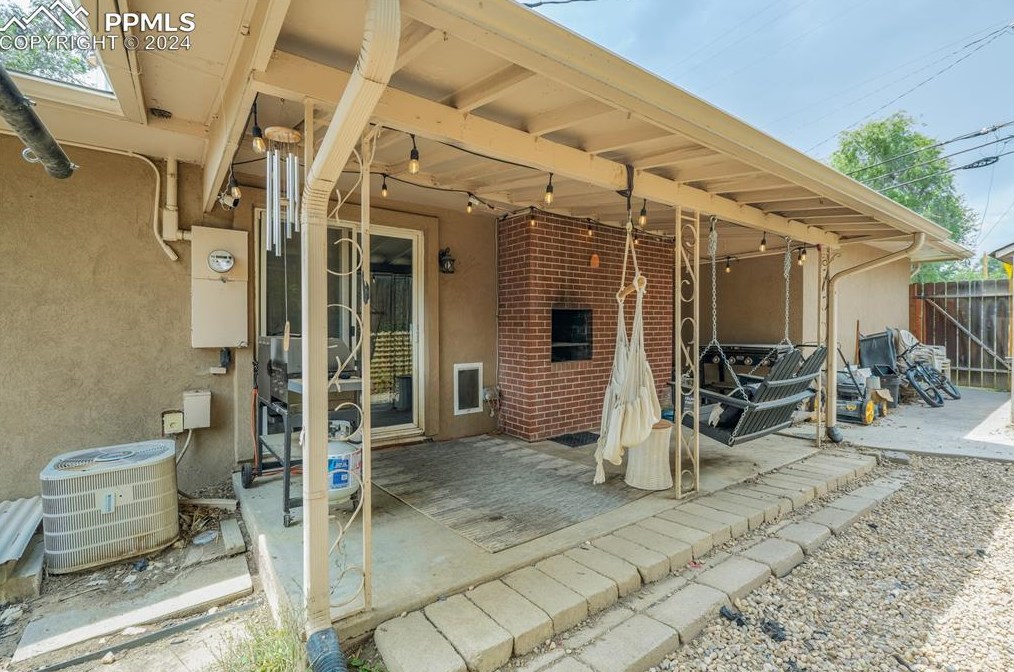 1530 Boulder St, Colorado Springs CO  80903-3123 exterior