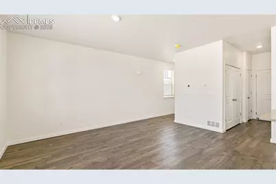 6121 Alpine Ridge Drive, Colorado Springs, CO 80925 - Photo 5