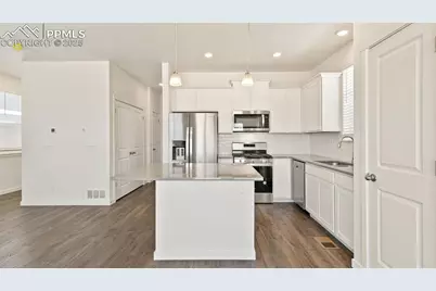 6121 Alpine Ridge Drive, Colorado Springs, CO 80925 - Photo 9